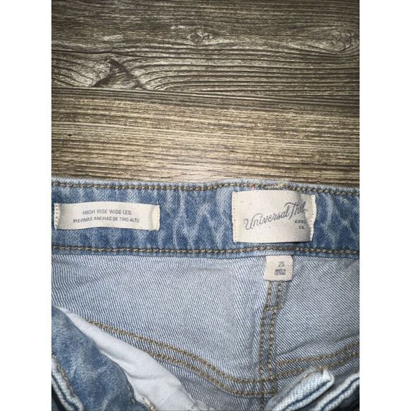 Women's High-Rise Wide Leg Jeans - Universal Thread Light Wash 2 Short. NWT. L - Picture 6 of 12